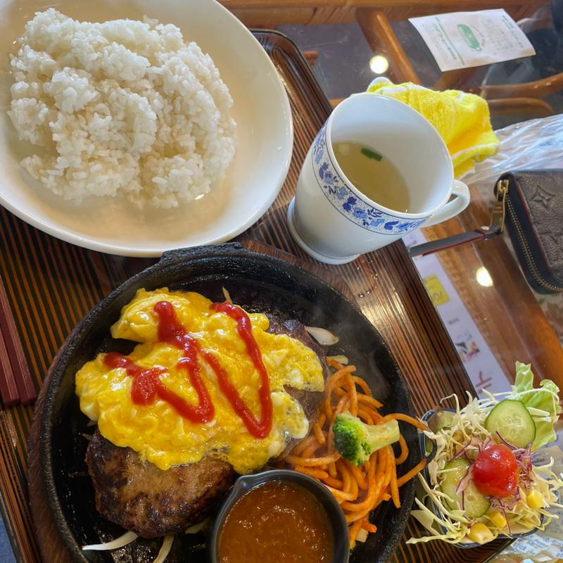 ハンバーグランチ スクランブルエッグトッピング(カフェレスト　ぐー )