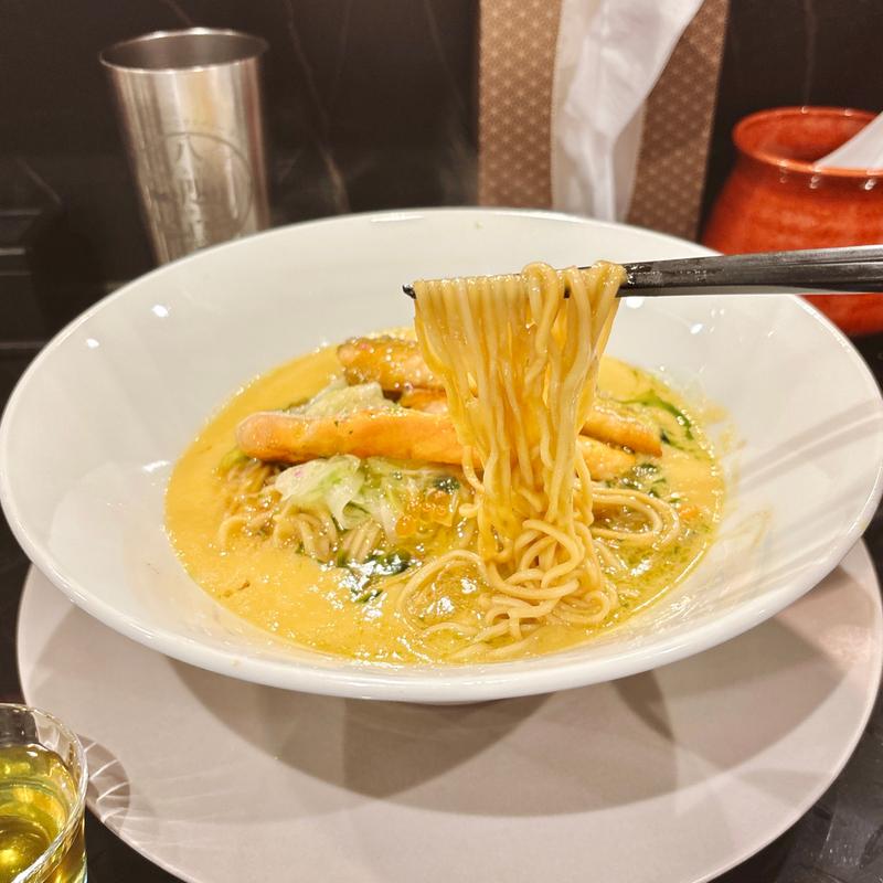 (限定) Forever Young サーモンのみそバターコーンラーメン(トーキョーニューミクスチャーヌードル 八咫烏 CHIKARABO)