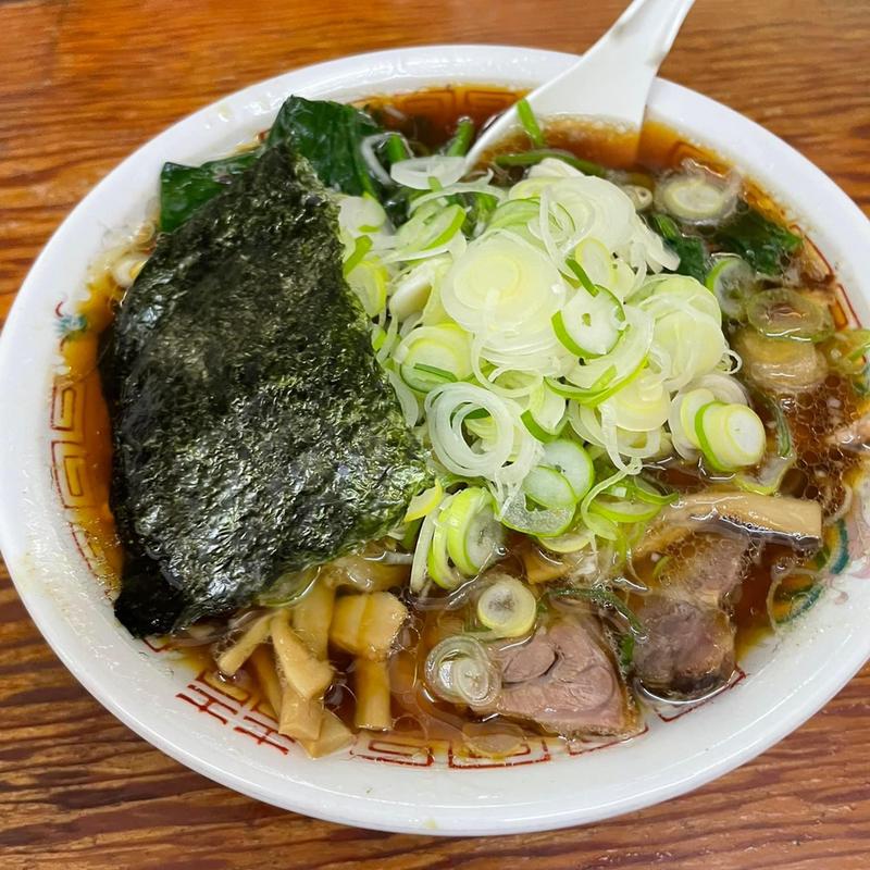 青島ラーメン ホウレン ネギ(青島食堂 宮内店)