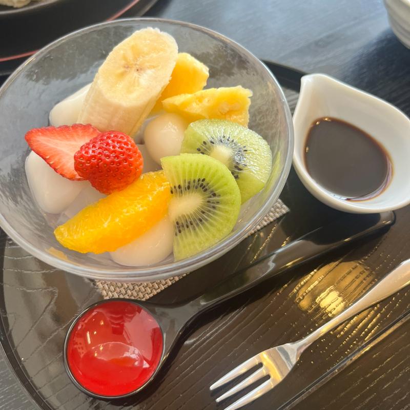 白玉みつ豆(甘味茶屋ぶんご)