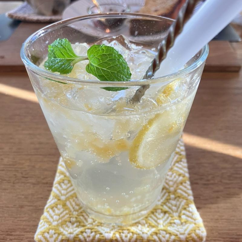 レモンスカッシュ(Zutto-Coffee)