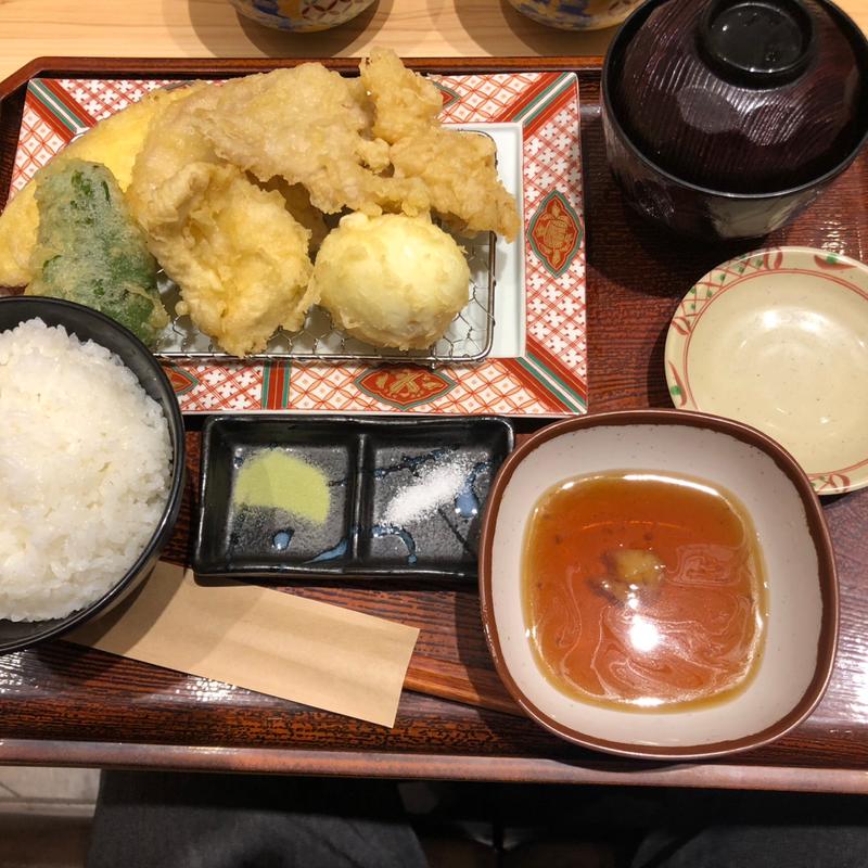 豚天定食(博多天ぷらやまやくずはモール店)
