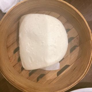 蒸しパン(四川郷土菜 郷巴佬)