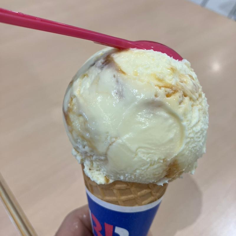 レギュラーシングルワッフルコーン(サーティワンアイスクリーム アイ・モール三好店)