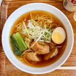 麦豚角煮醬油ラーメン(ウッドランドカフェ)