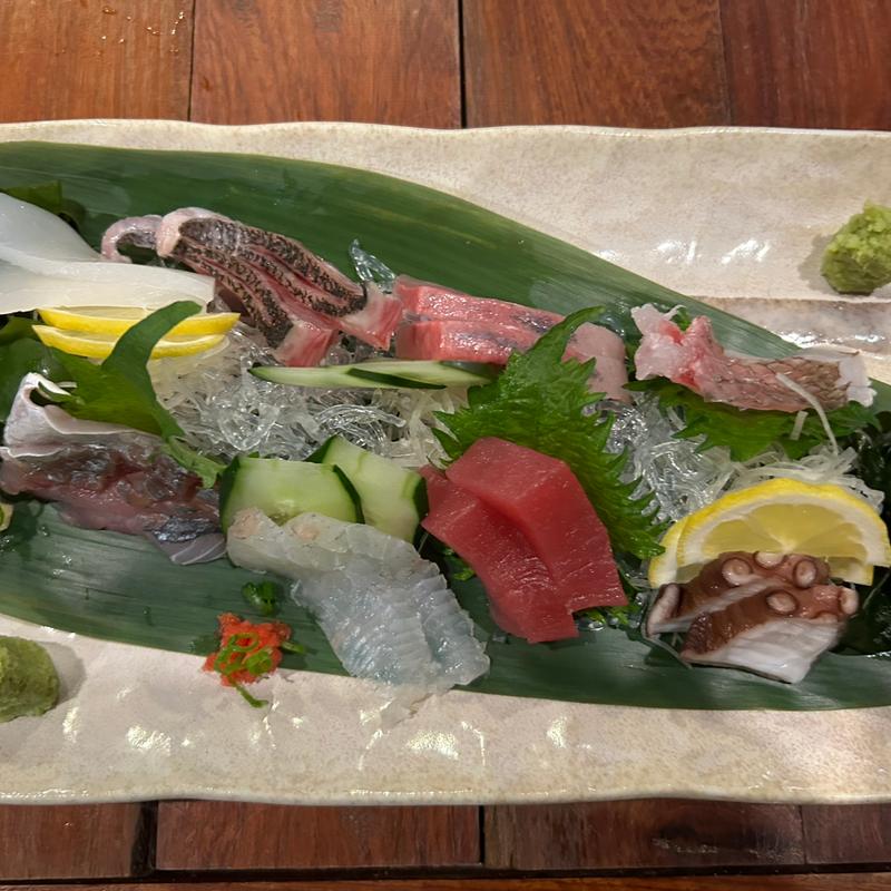 刺身梅(海鮮居食屋 活 （かつ）)