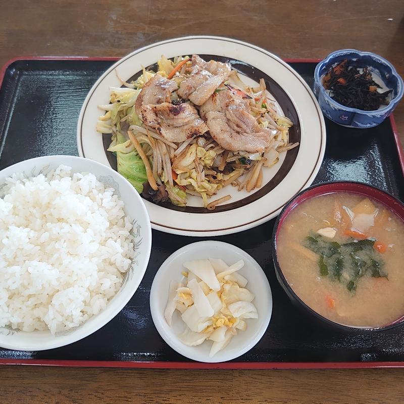肉野菜炒め定食(鈴や食堂 )