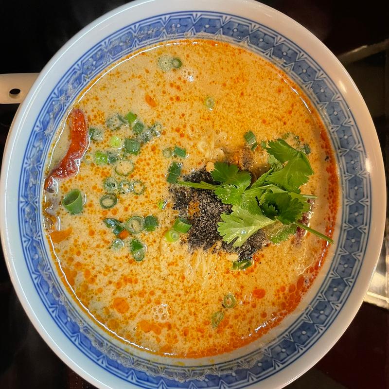 坦々麺(上海烤鶏 小閣樓)