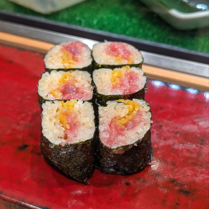 トロタク巻き(すし 其一（スシ キイツ, KIITSU）)