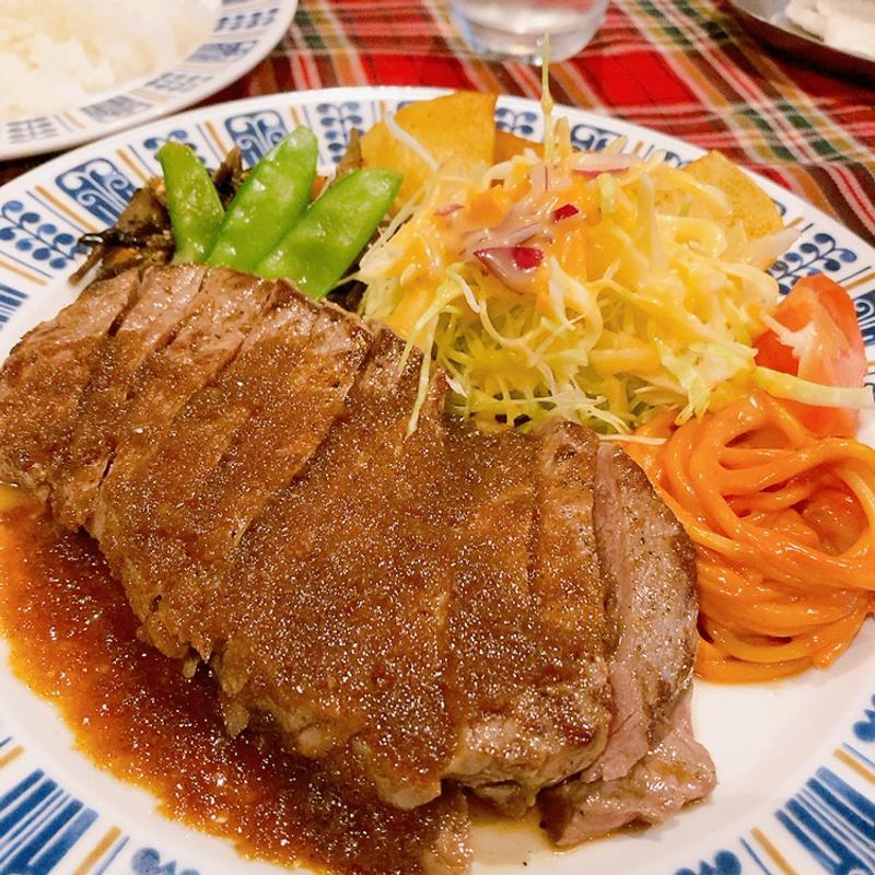 ビーフステーキ(ステーキ・ドン)