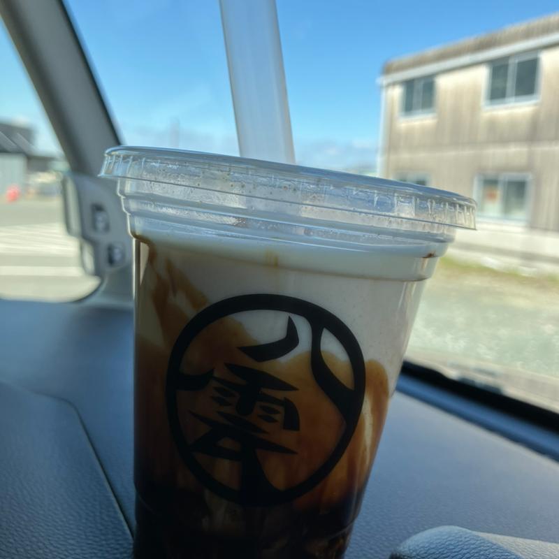 わらび餅ラテ（黒蜜）(八雲製菓 )