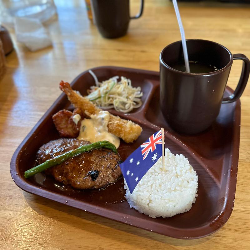お子様ハンバーグ(うまいもん家 雅楽 （手作り居酒屋 雅楽）)