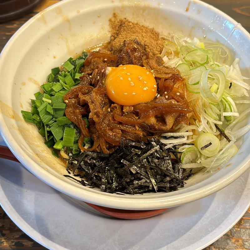 肉まぜそば(らーめん 八起)