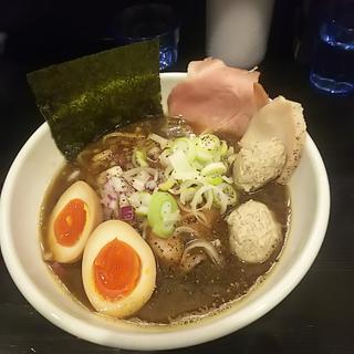 特製中崎ブラック(らぁ麺 きくはん )
