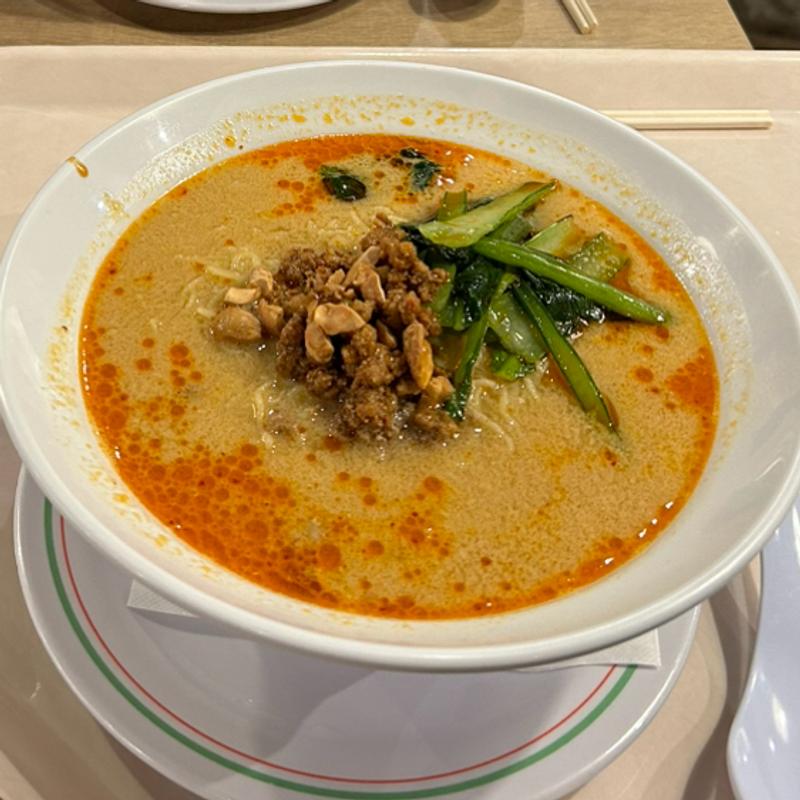 担々麺(崎陽軒 横浜赤レンガ倉庫店)