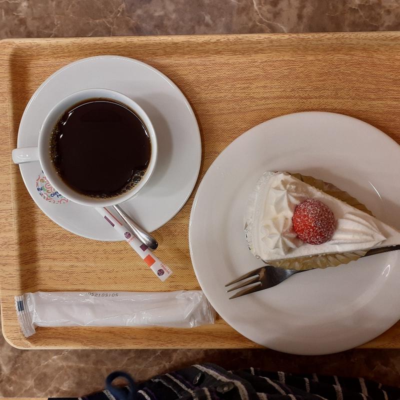 いちごのショートケーキ(オカモリサントレー )