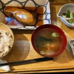 天然ぶりの照り焼き(きょうや食堂)