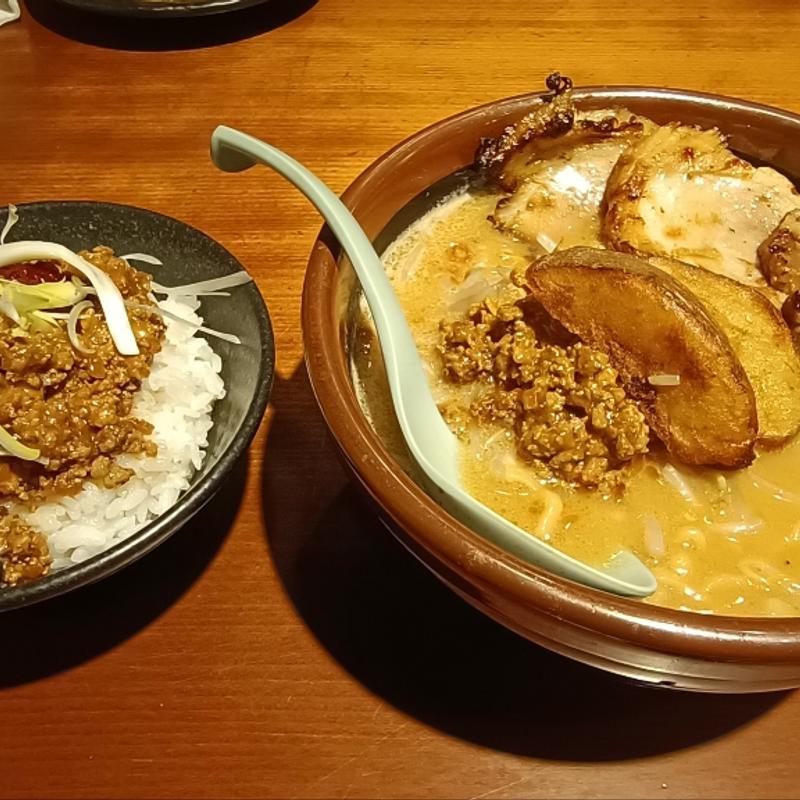 (麺場 田所商店 千葉北店)