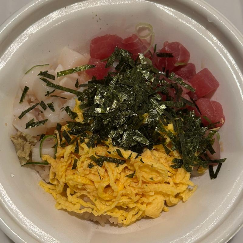 海鮮ちらし丼(すき家 307号枚方津田西店 )