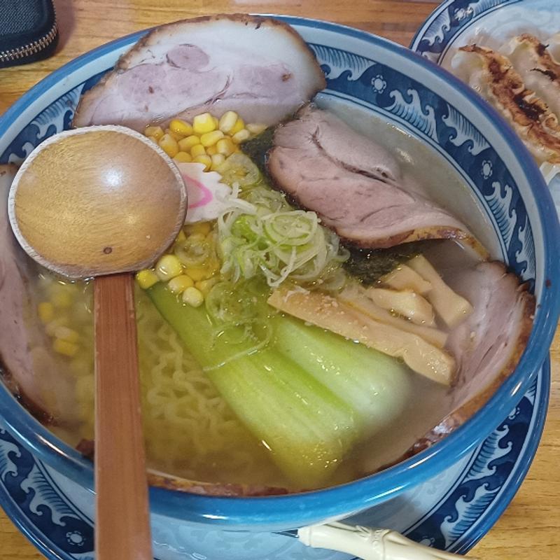 (ごっつりラーメン （【旧店名】ごっつりラーメンとん吉）)