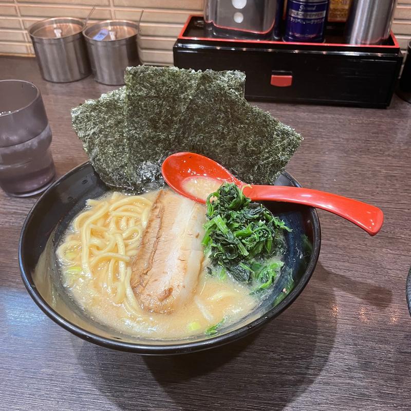 醤油ラーメン(ゴル麺。 野毛店)