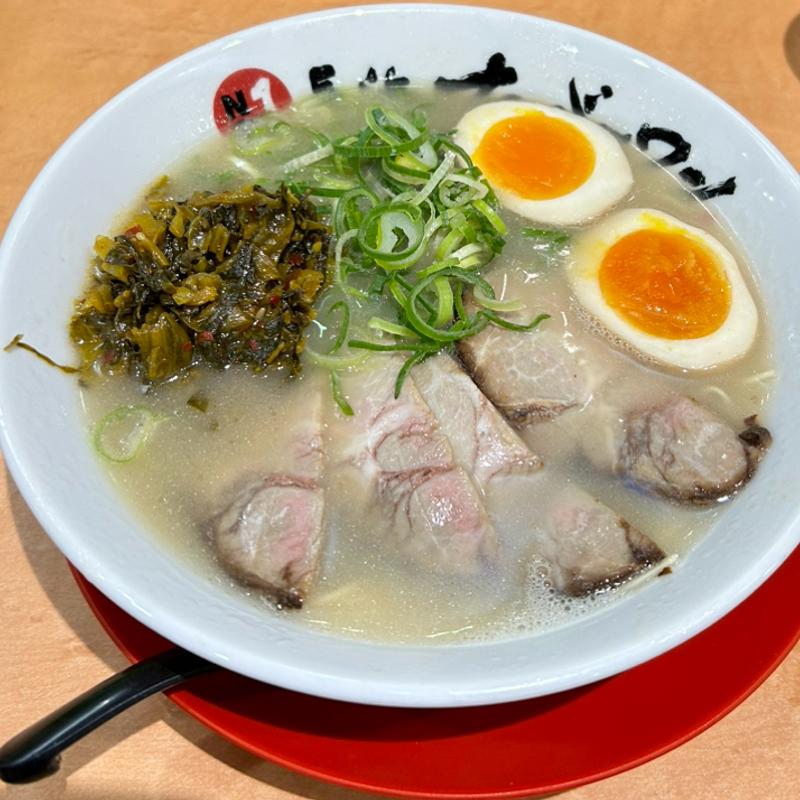 スペシャルラーメン(長浜ナンバーワン 博多デイトス店)