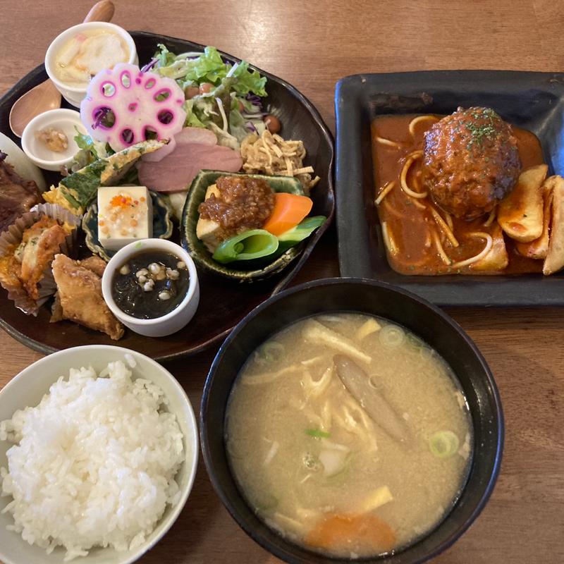 (古民家レストラン カフェ 穂庵)