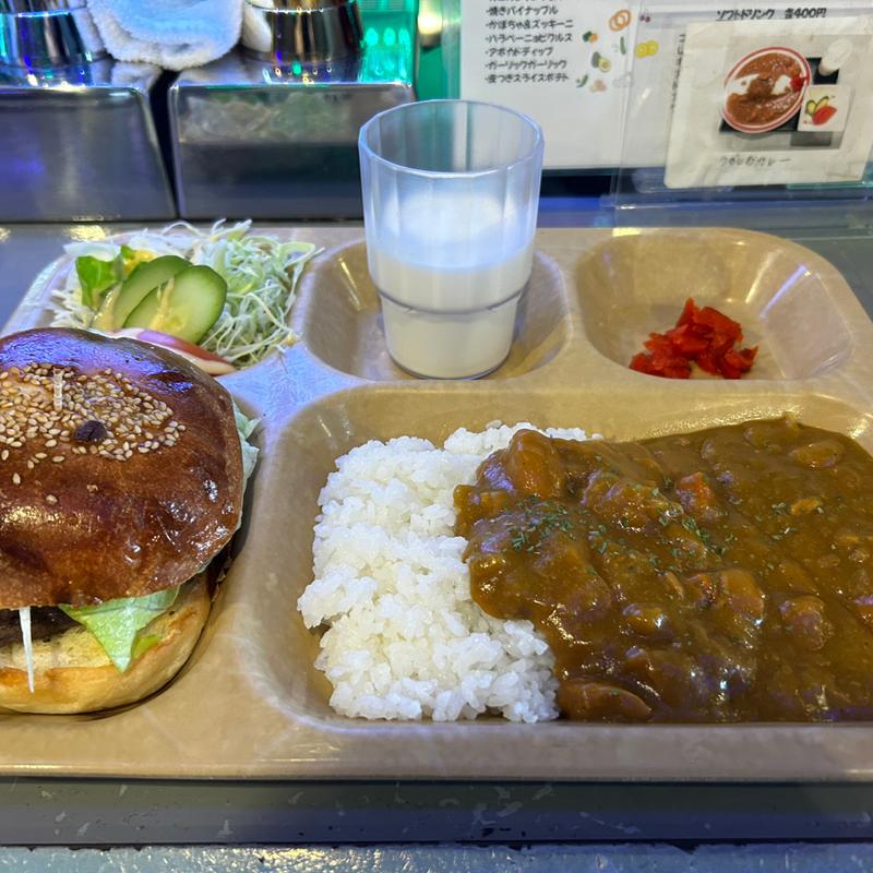 スペシャルプレート(どぶ板食堂 Perry)