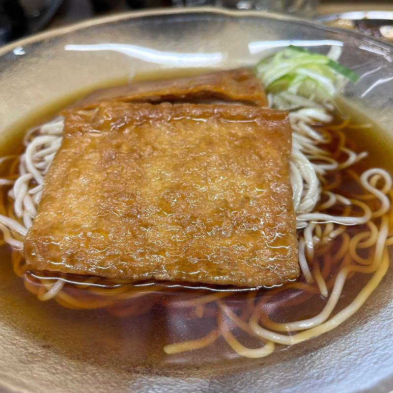 冷やしきつねそば(信濃路 鶯谷店)