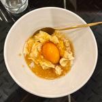鴨とポルチーニと湯葉の親子丼(トーキョーニューミクスチャーヌードル 八咫烏 CHIKARABO)