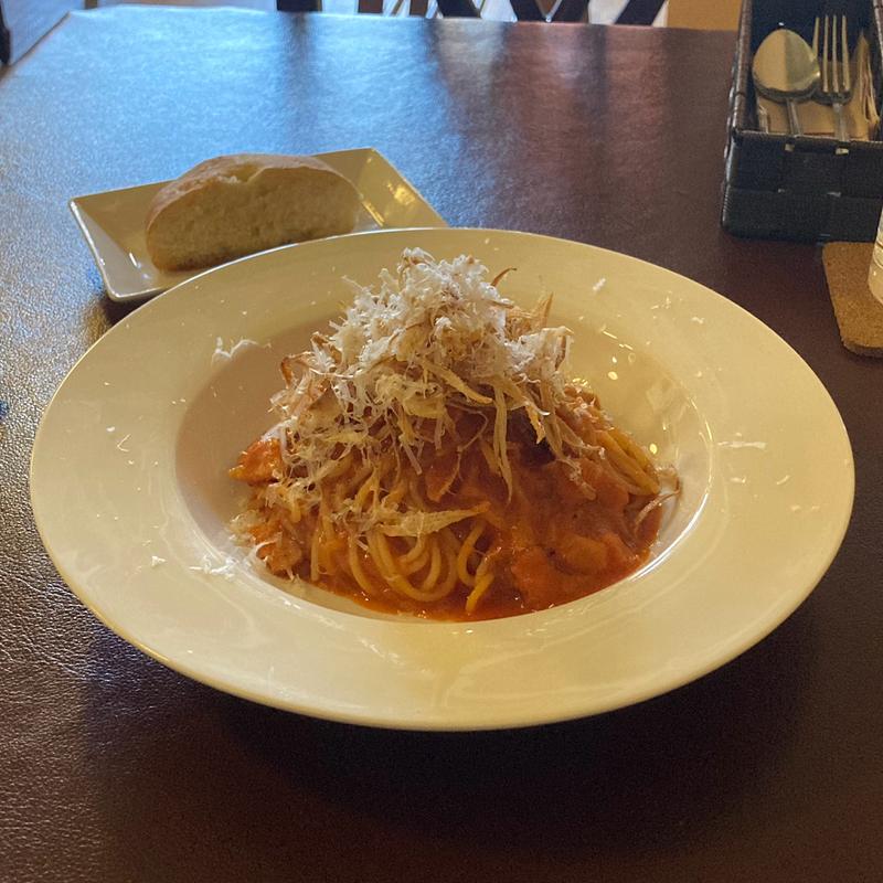 Bランチ(パスタ・サラダ・1口前菜・パン・ドリンク)(イル チェントロ  )