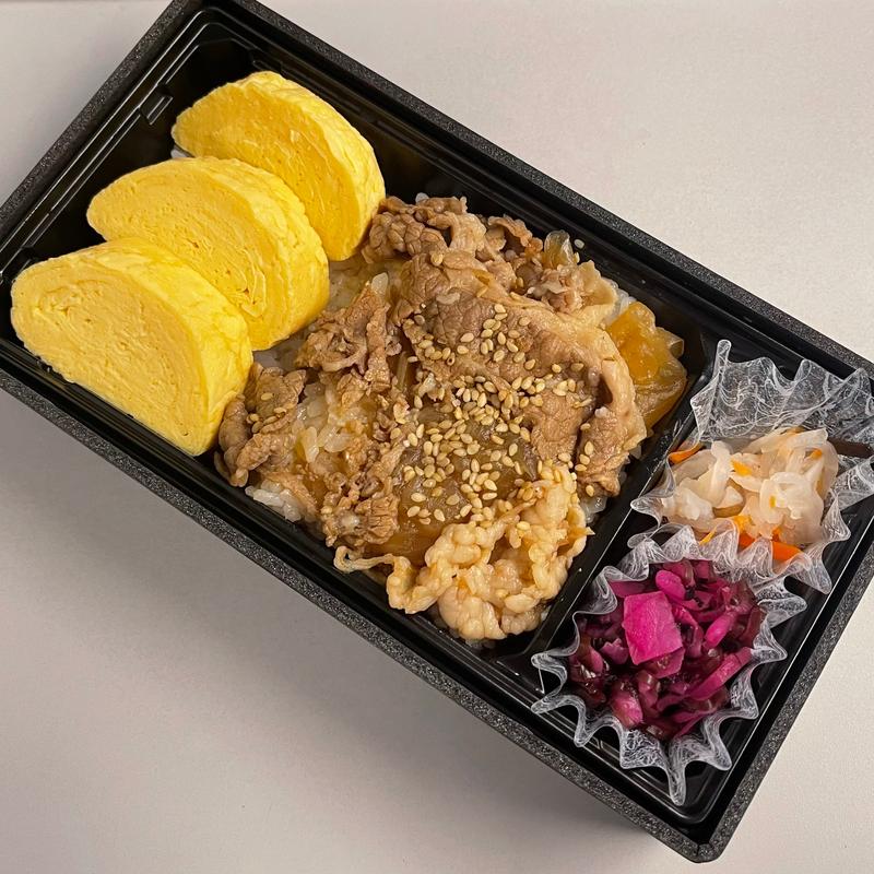 出汁巻き卵と黒毛和牛しぐれ煮弁当(駅弁屋 祭 )