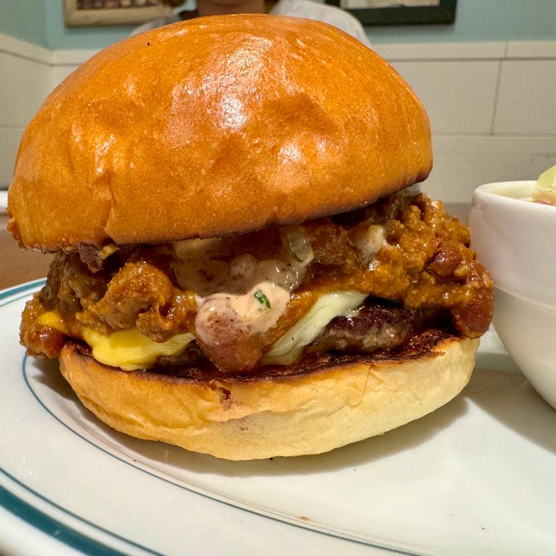 チリチーズバーガー(バーガージョーズ 元町店)