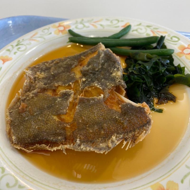 カレイの揚げ煮(ビッグさんど)