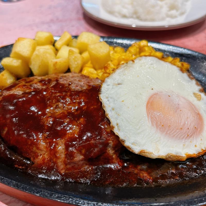 ハンバーグステーキ(サイゼリヤ 梅田センタービル店)