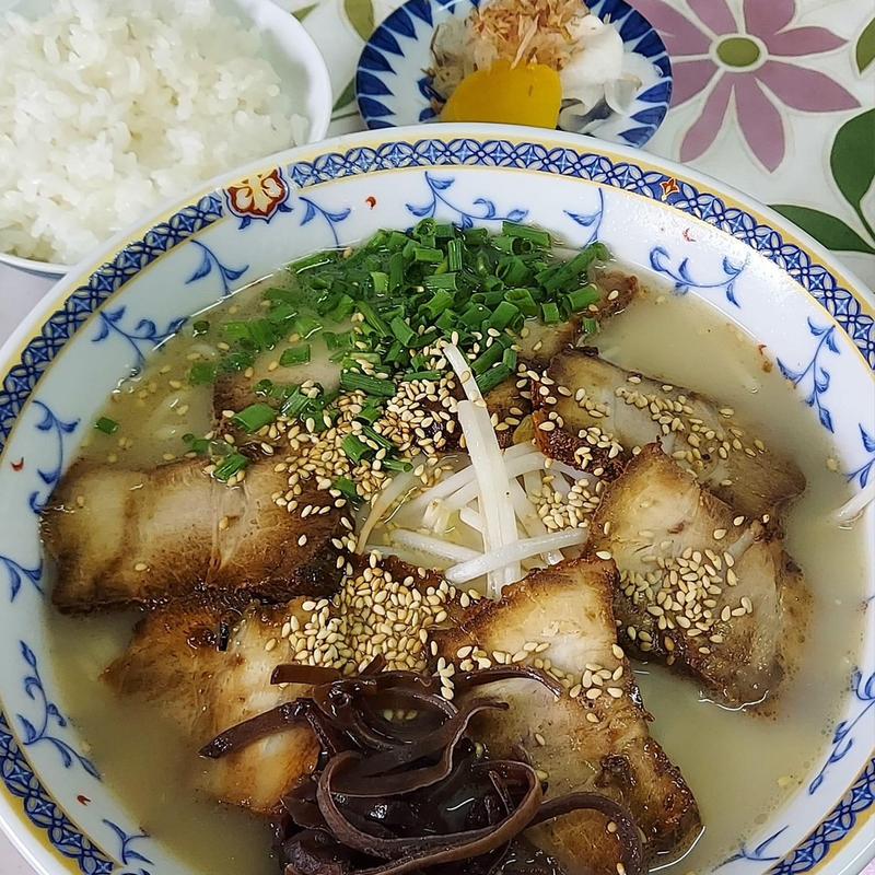 チャーシューめん ご飯(北神食堂ふうらん)