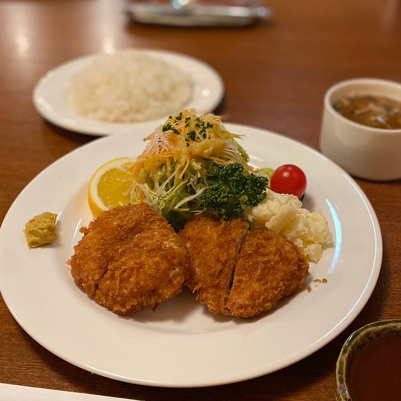ヒレカツレツ　ライス味噌汁セット(キッチン三喜屋)