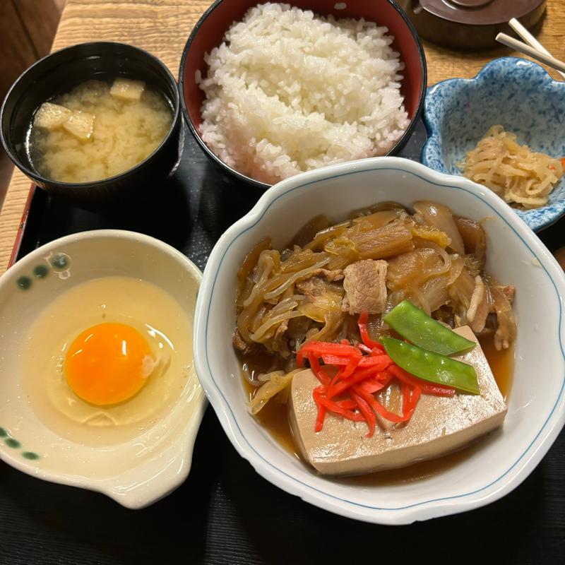 肉豆腐定食(新宿美祿亭)