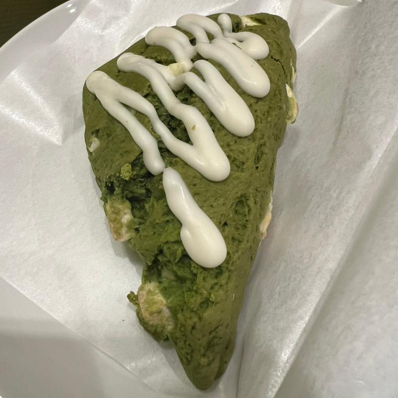 宇治抹茶ホワイトチョコスコーン(スターバックスコーヒー 三木サービスエリア(下り線)店)