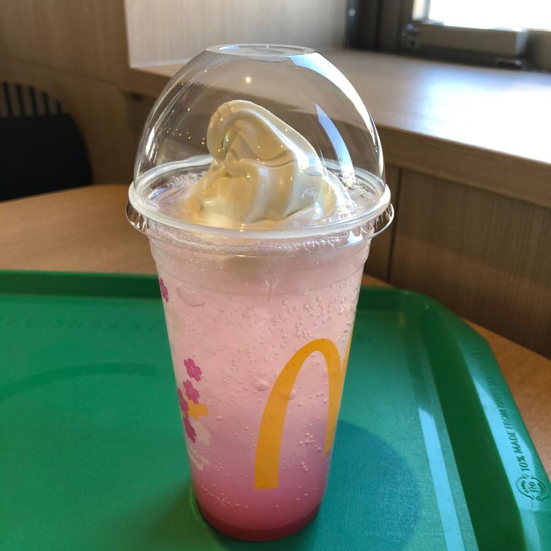 マックフロート いちごヨーグルト(マクドナルド 三郷三丁目店)