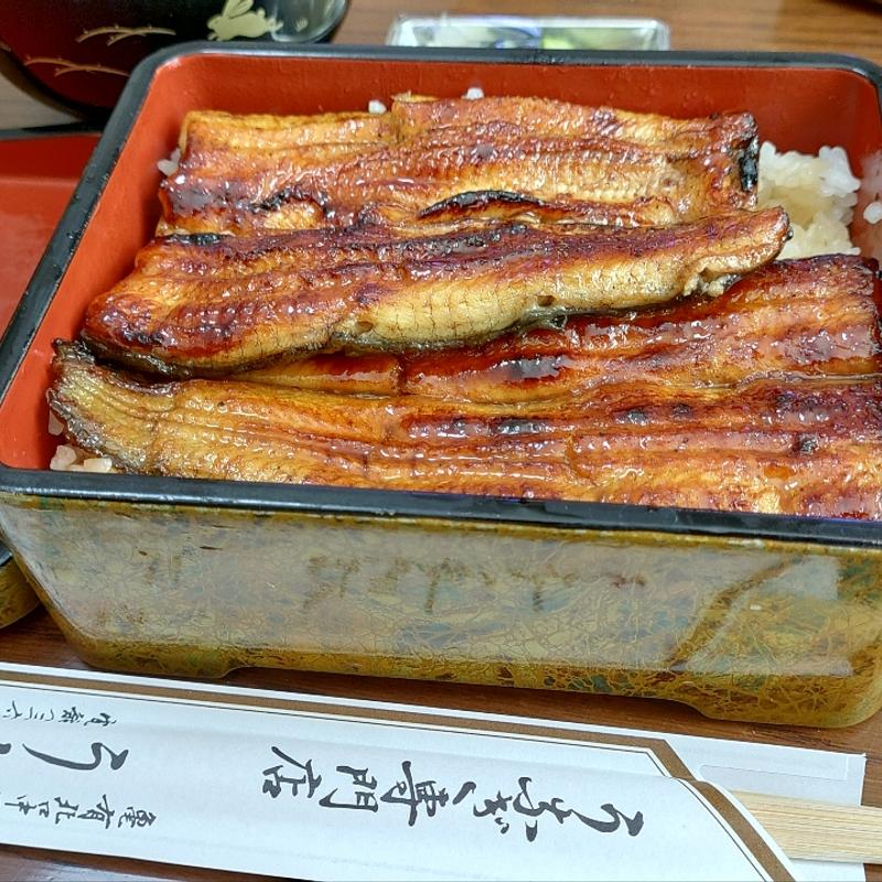 鰻重(うな辰)