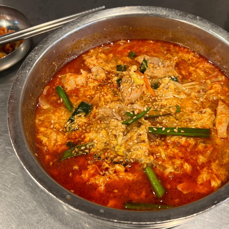 タッケジャンラーメン(韓豚屋 池袋サンシャインシティ店)