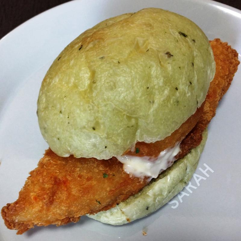 フィレオフィッシュパン(土樋パン製作所 )