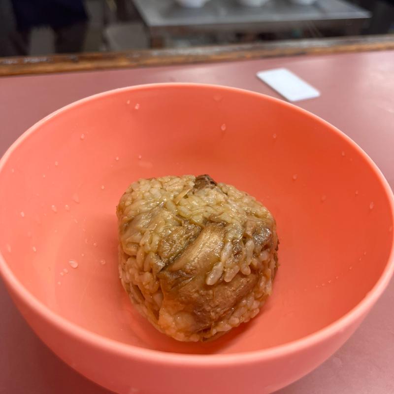 ぶたにぎり(ラーメン荘 おもしろい方へ )