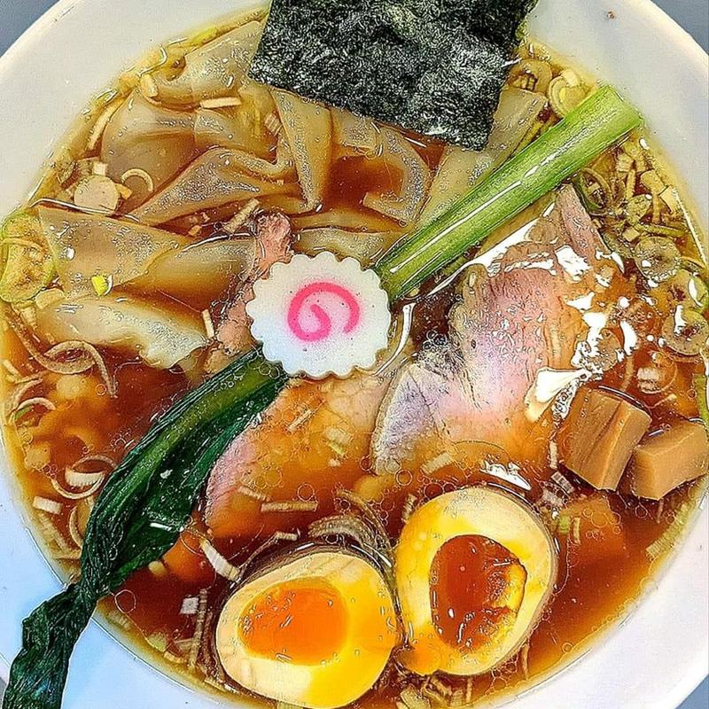 ワンタン手打ち中華 味濃いめ 味玉(アサガキタ)