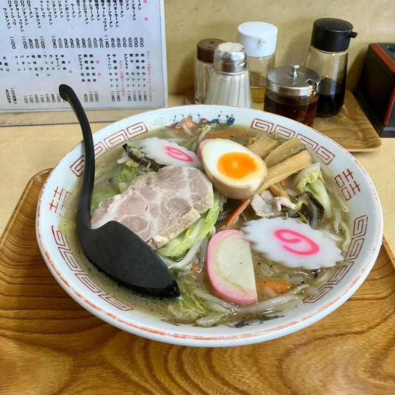 五目ラーメン 小盛り(勝来軒 )