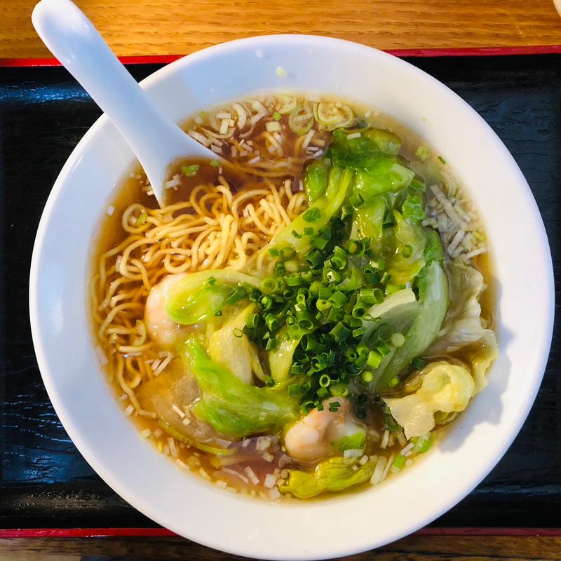 エビとレタスあんかけしょうゆラーメン(家常菜 博朱)
