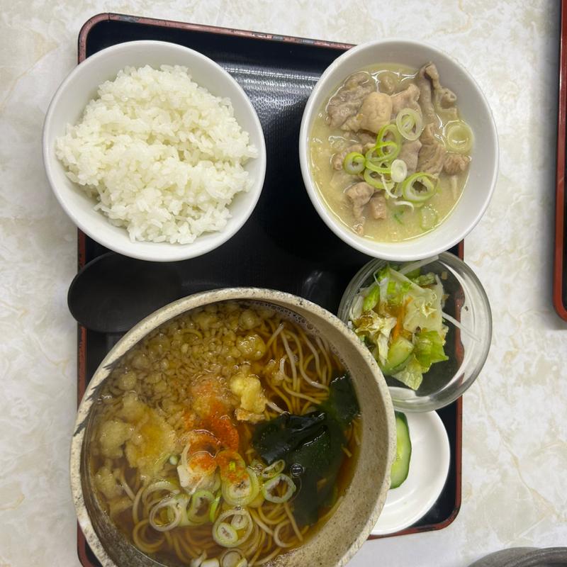 もつ煮込セット(須田うどん )