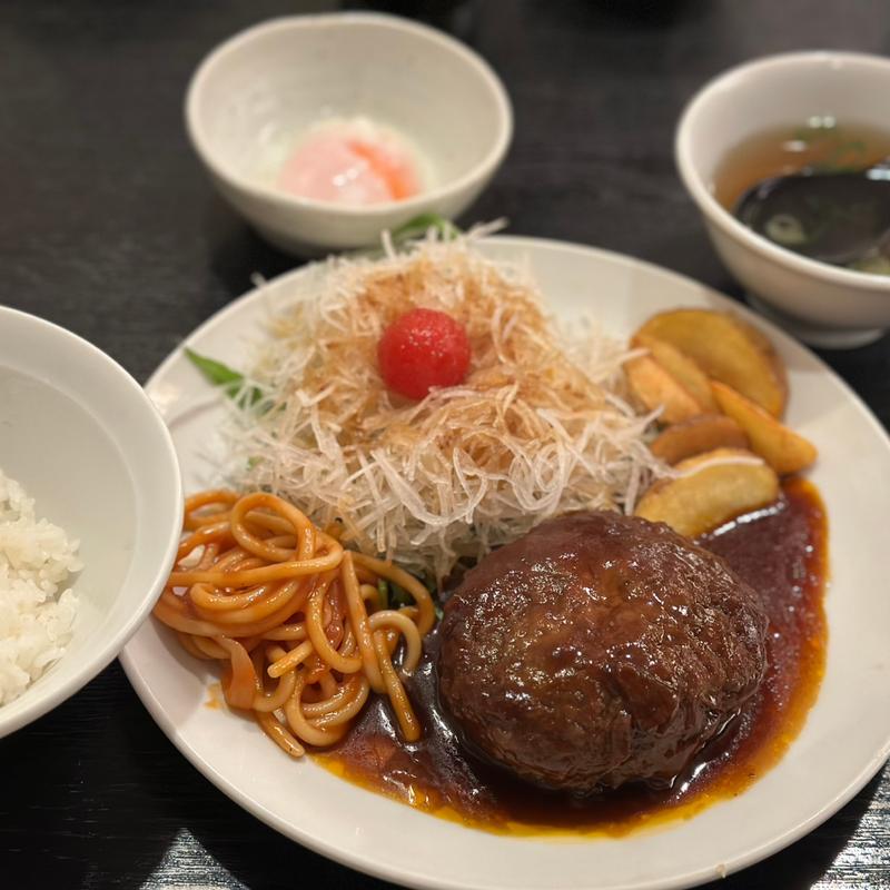 自家製ハンバーグ定食(酒菜工房しんくま)