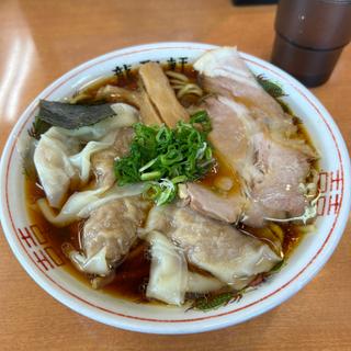 ワンタン麺(龍聖軒)
